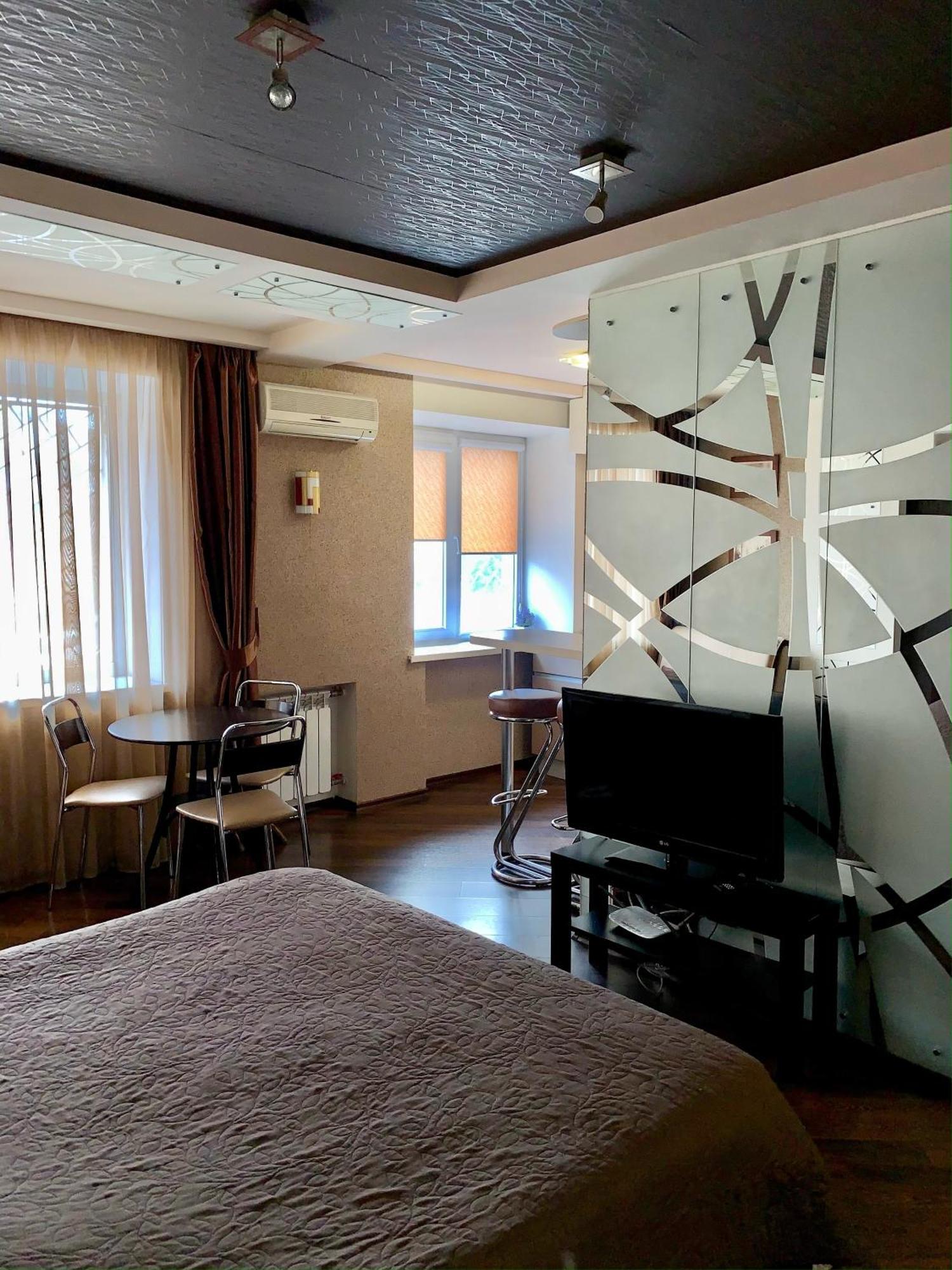 Apartment In Kharkiv , Prospect Nauki 19A Ngoại thất bức ảnh