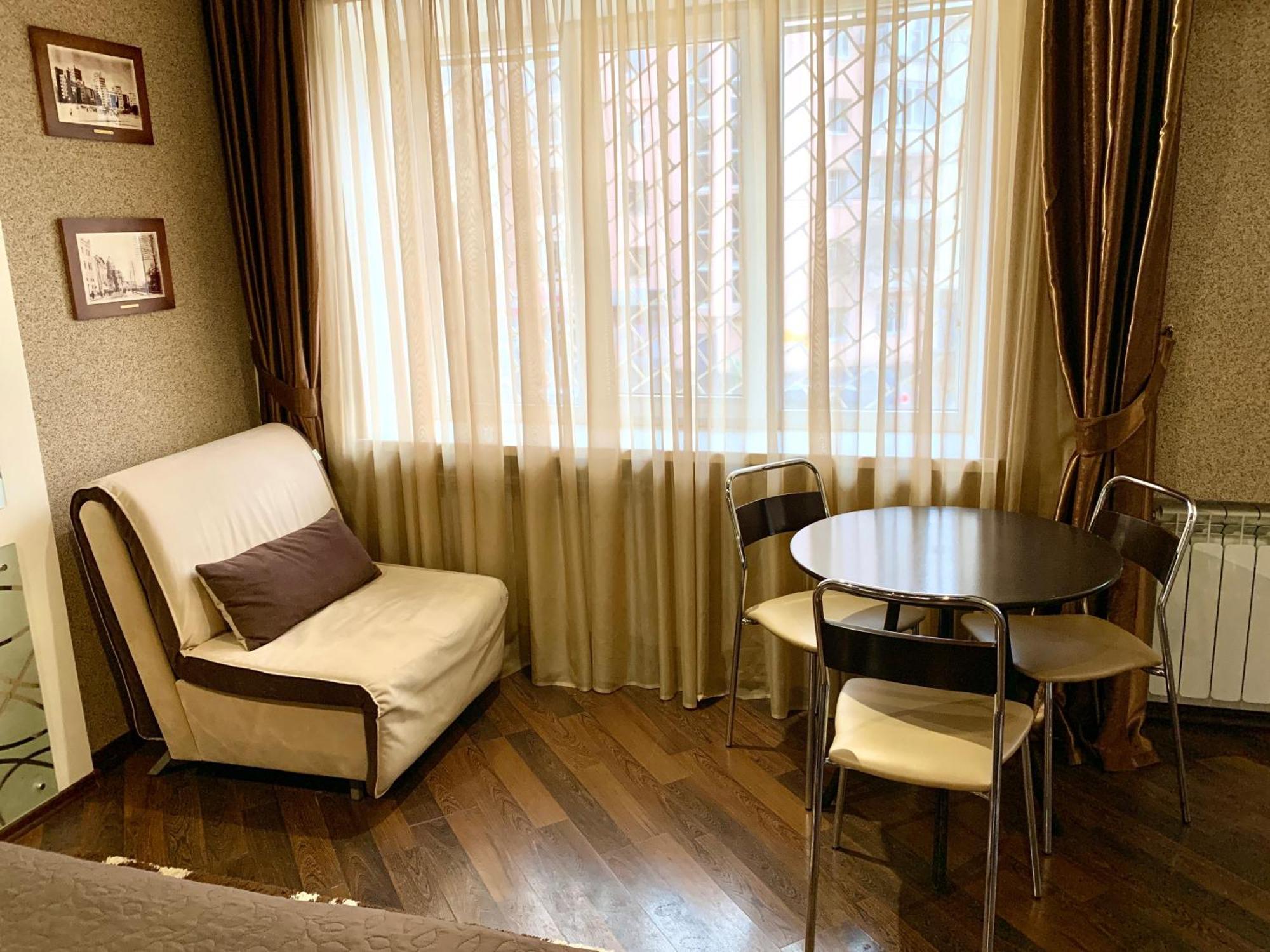 Apartment In Kharkiv , Prospect Nauki 19A Ngoại thất bức ảnh