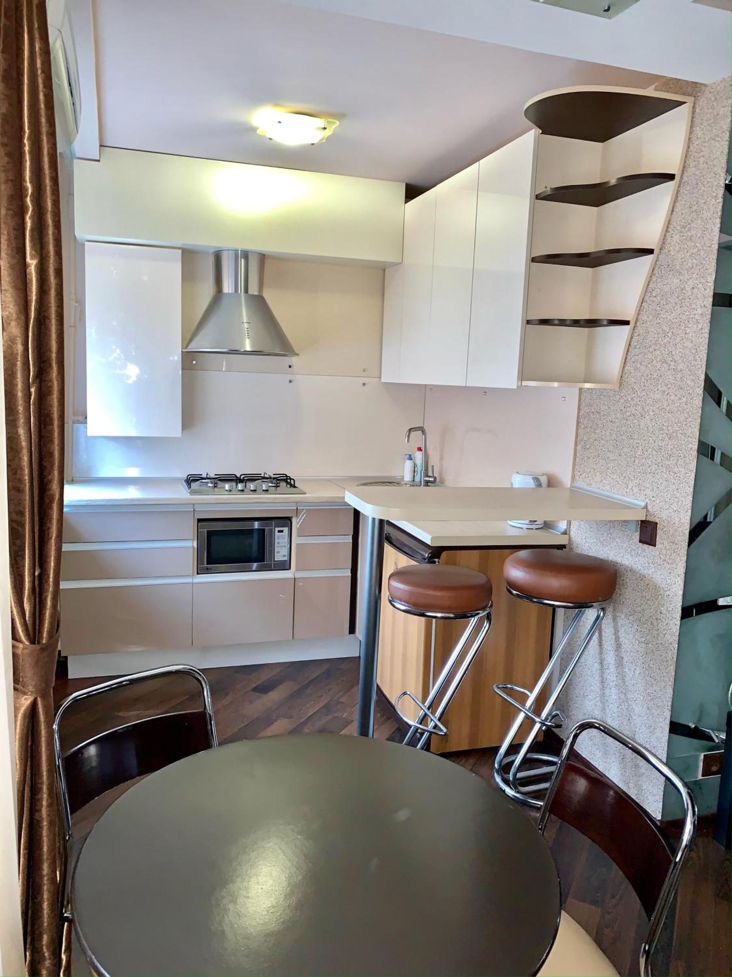 Apartment In Kharkiv , Prospect Nauki 19A Ngoại thất bức ảnh
